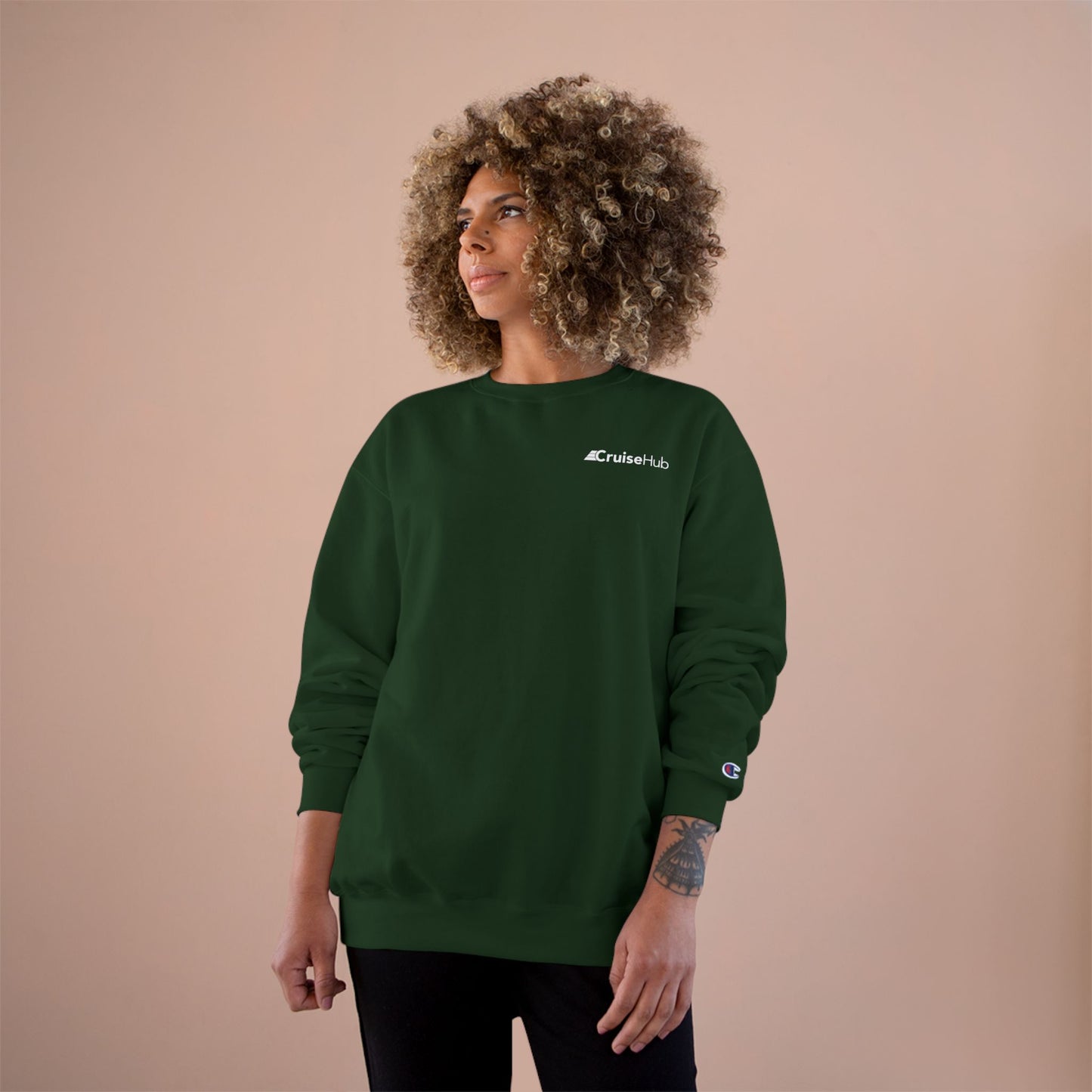 CruiseHub Champion Sweatshirt | Comfortable Crewneck for Travel Enthusiasts