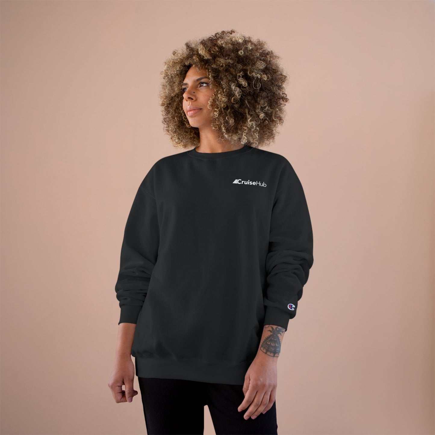 CruiseHub Champion Sweatshirt | Comfortable Crewneck for Travel Enthusiasts